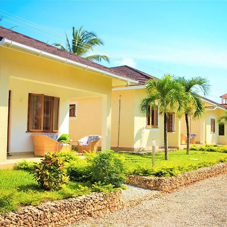 V-Szameitat Homes Diani Beach Eksteriør billede