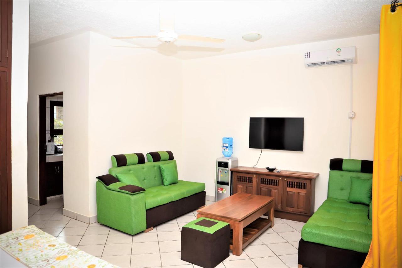 V-Szameitat Homes Diani Beach Eksteriør billede
