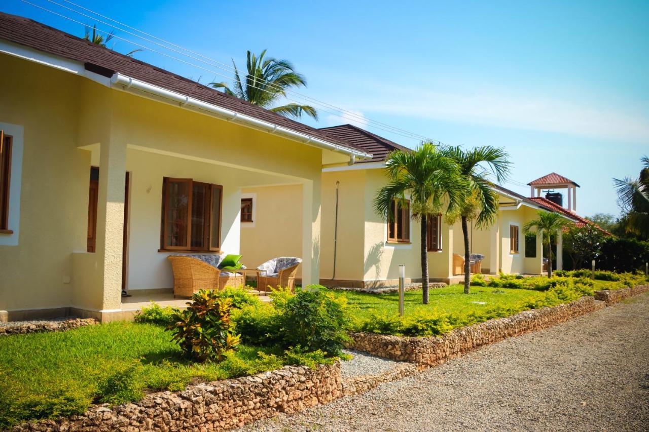 V-Szameitat Homes Diani Beach Eksteriør billede