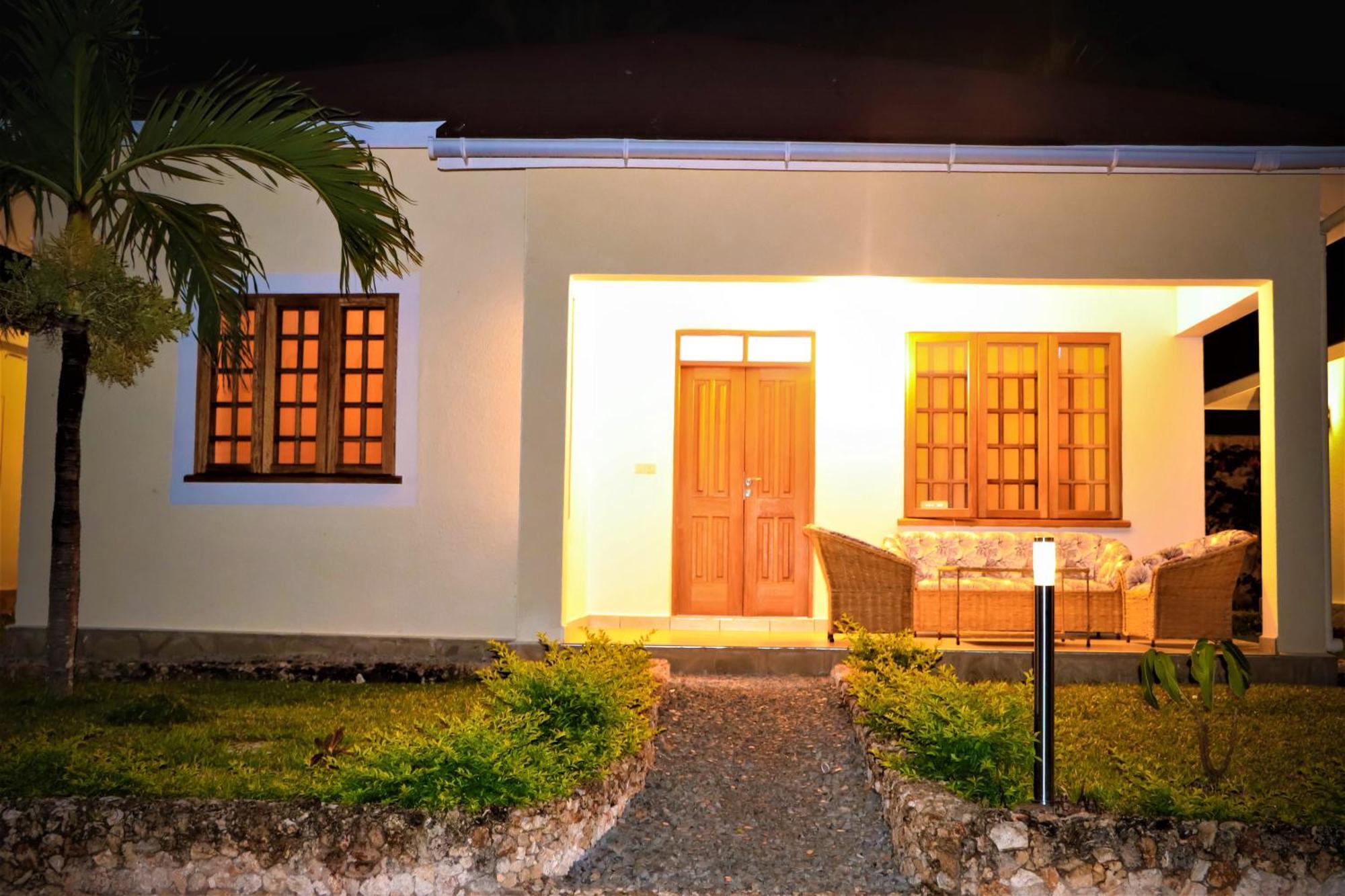 V-Szameitat Homes Diani Beach Eksteriør billede